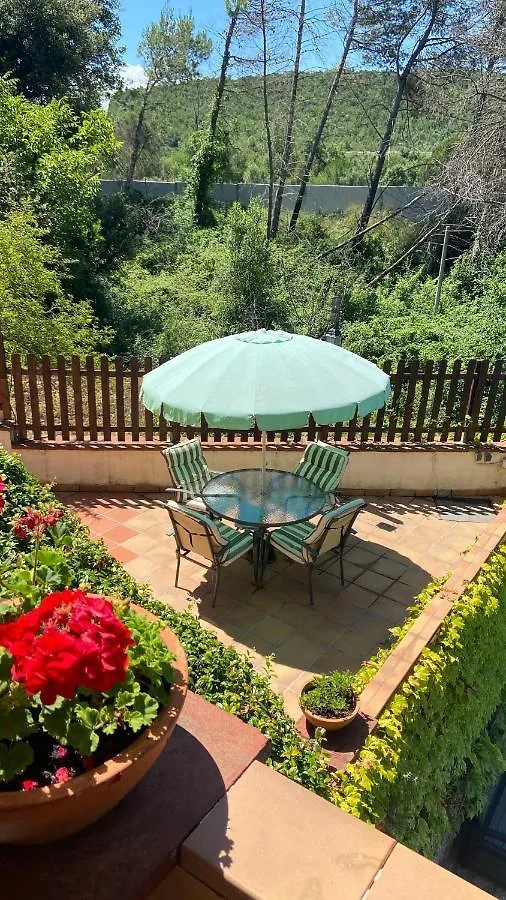 Guest house Apartment Vacarisses Torreblanca Estacion, Piscina Privada